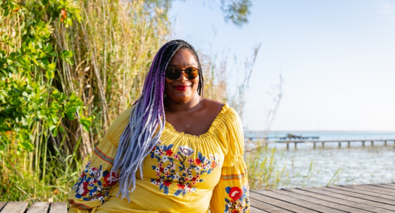 casual dresses for curvy figures