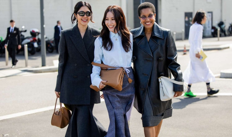 spring business casual womenʼs outfits