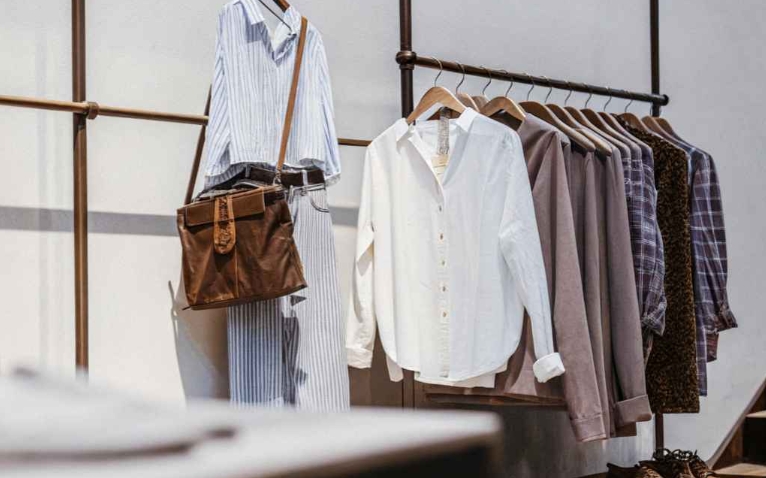 casual clothing stores