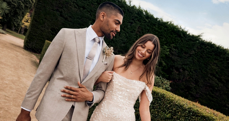 casual wedding clothes for guys