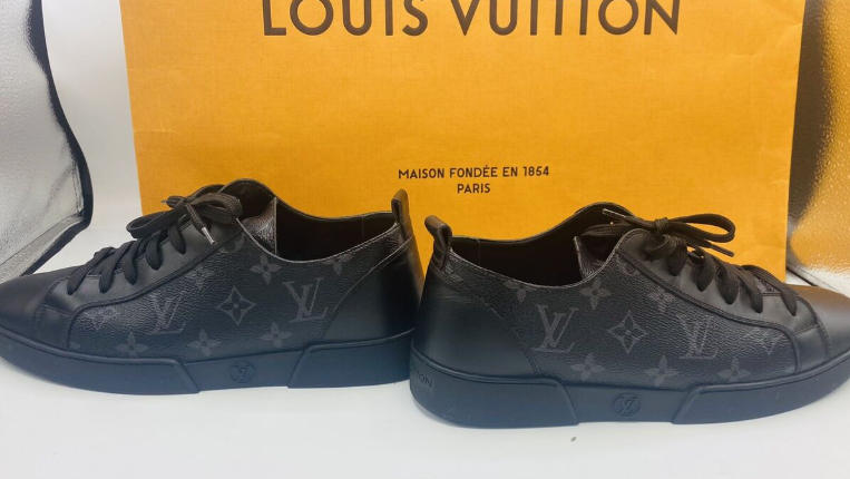lv sneakers men