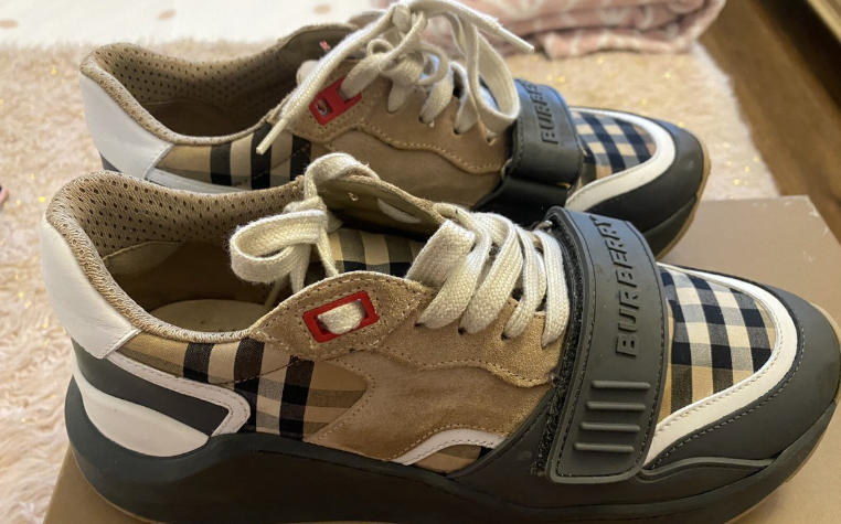 ladies burberry trainers