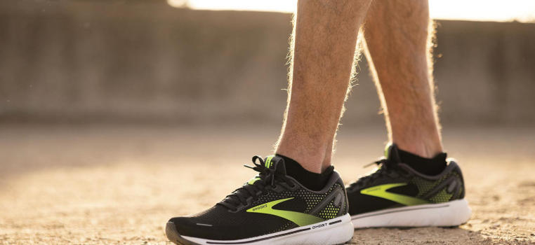 mens designer running shoes