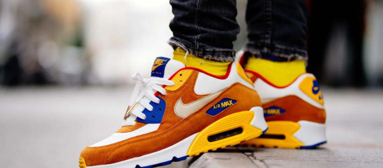 mens high fashion sneakers