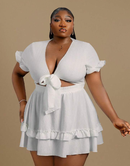 White Dress for Hourglass Figure
